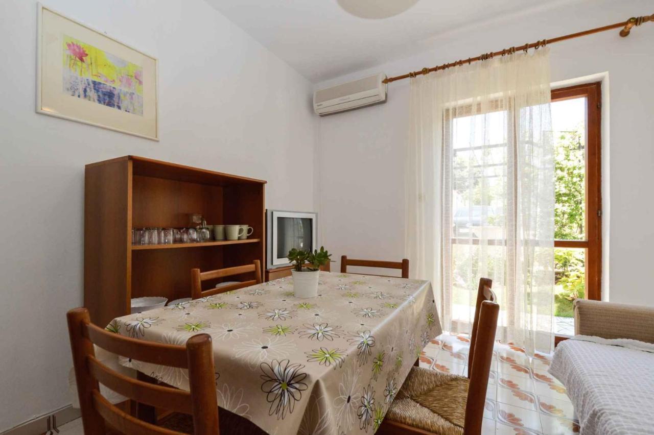 Apartment Silvia By Interhome Пула Екстер'єр фото