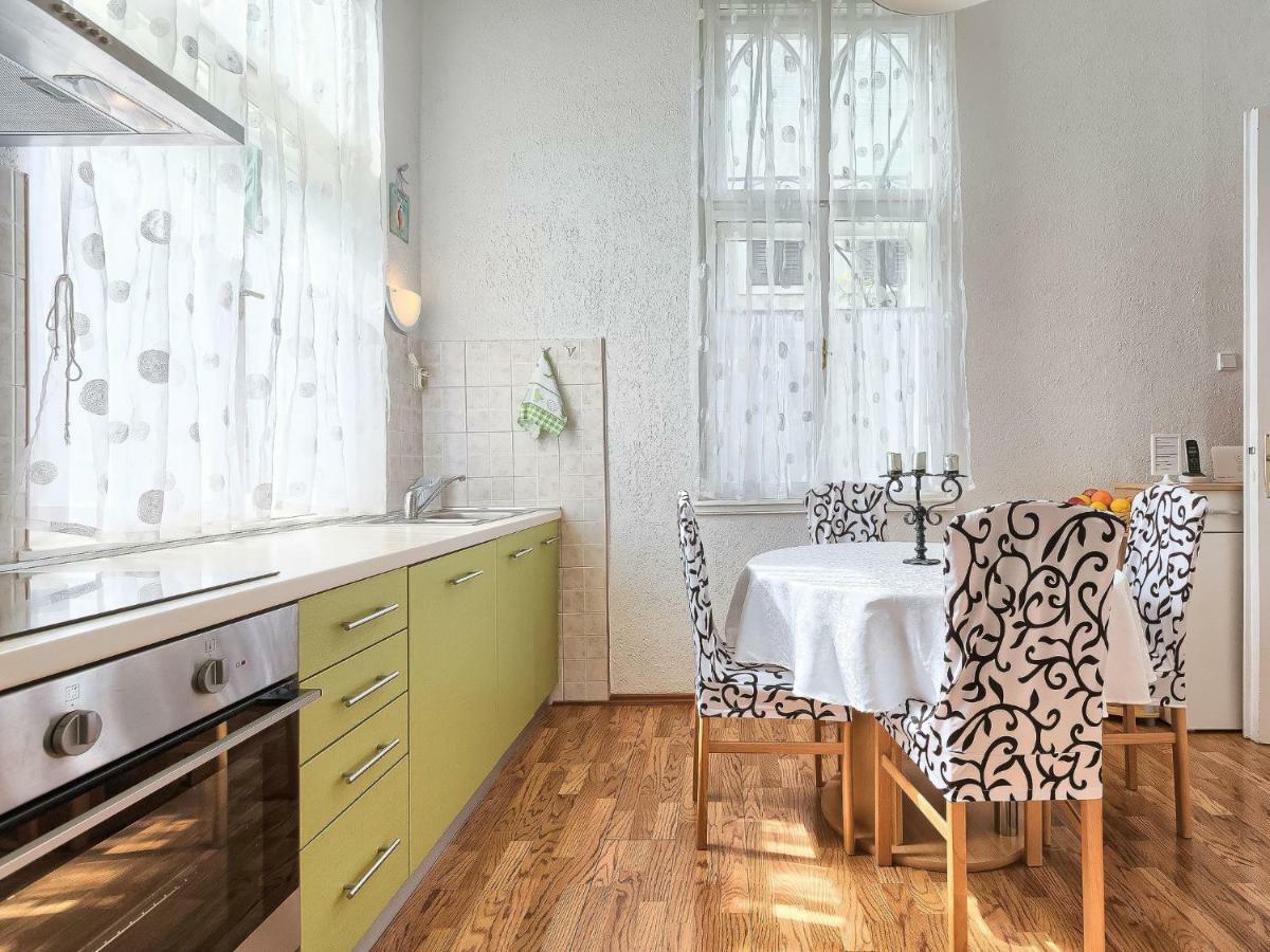 Apartment Silvia By Interhome Пула Екстер'єр фото